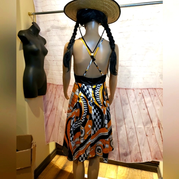 COCO & TASHI Summer Dress - Picture 11 of 13